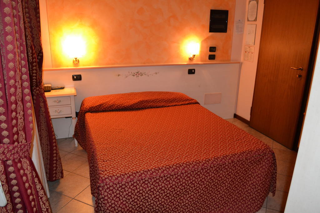 Albergo La Piana Ghedi Værelse billede